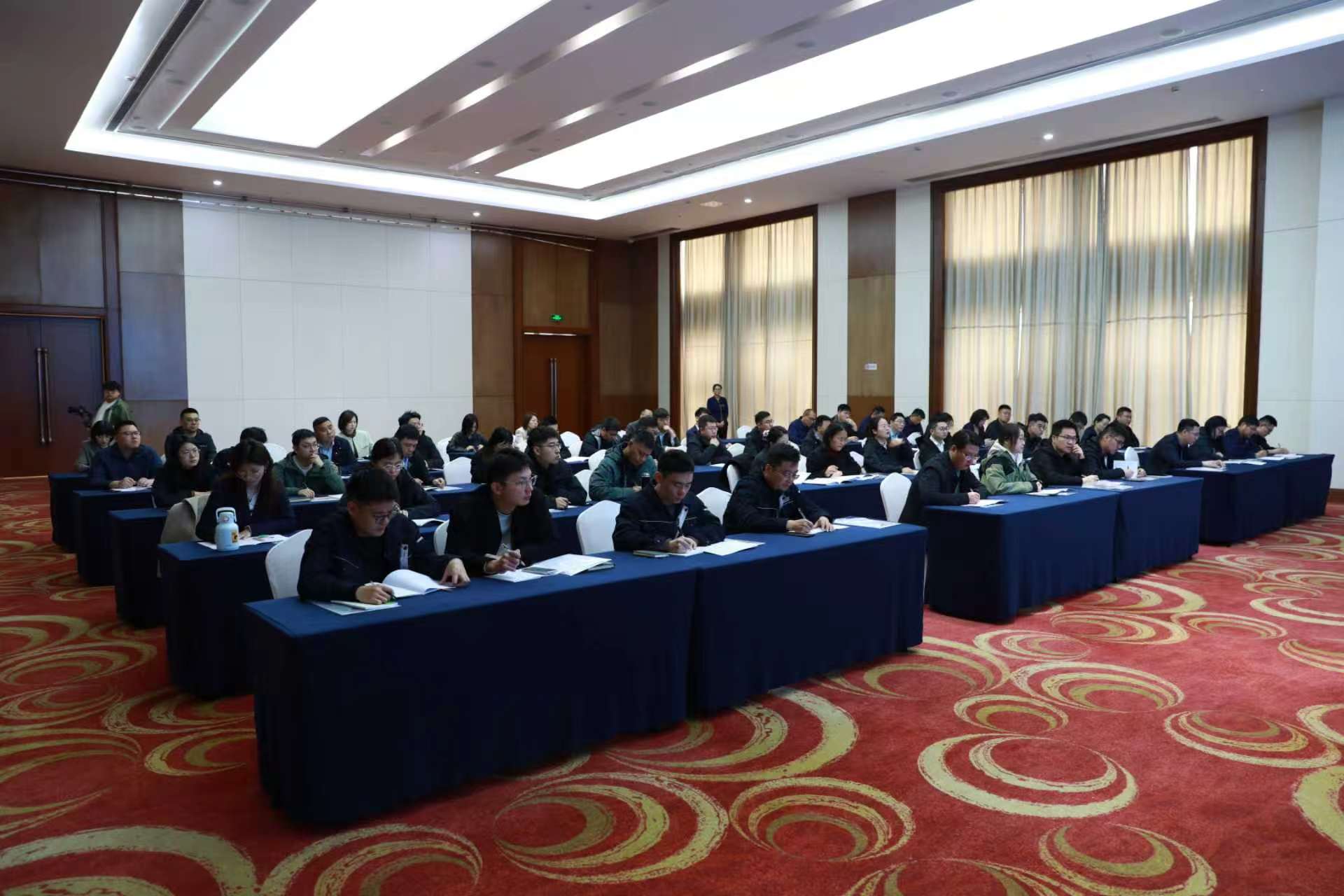 徐圩新区举办第二期“先锋有圩”国有企业党员骨干培训班.jpg